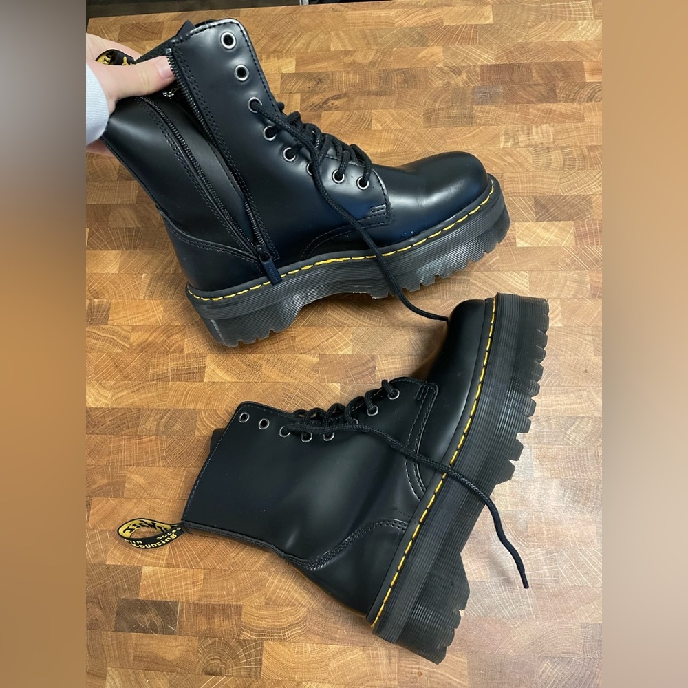 Doc Marten Jadon platform combat boots Dr Martens doc